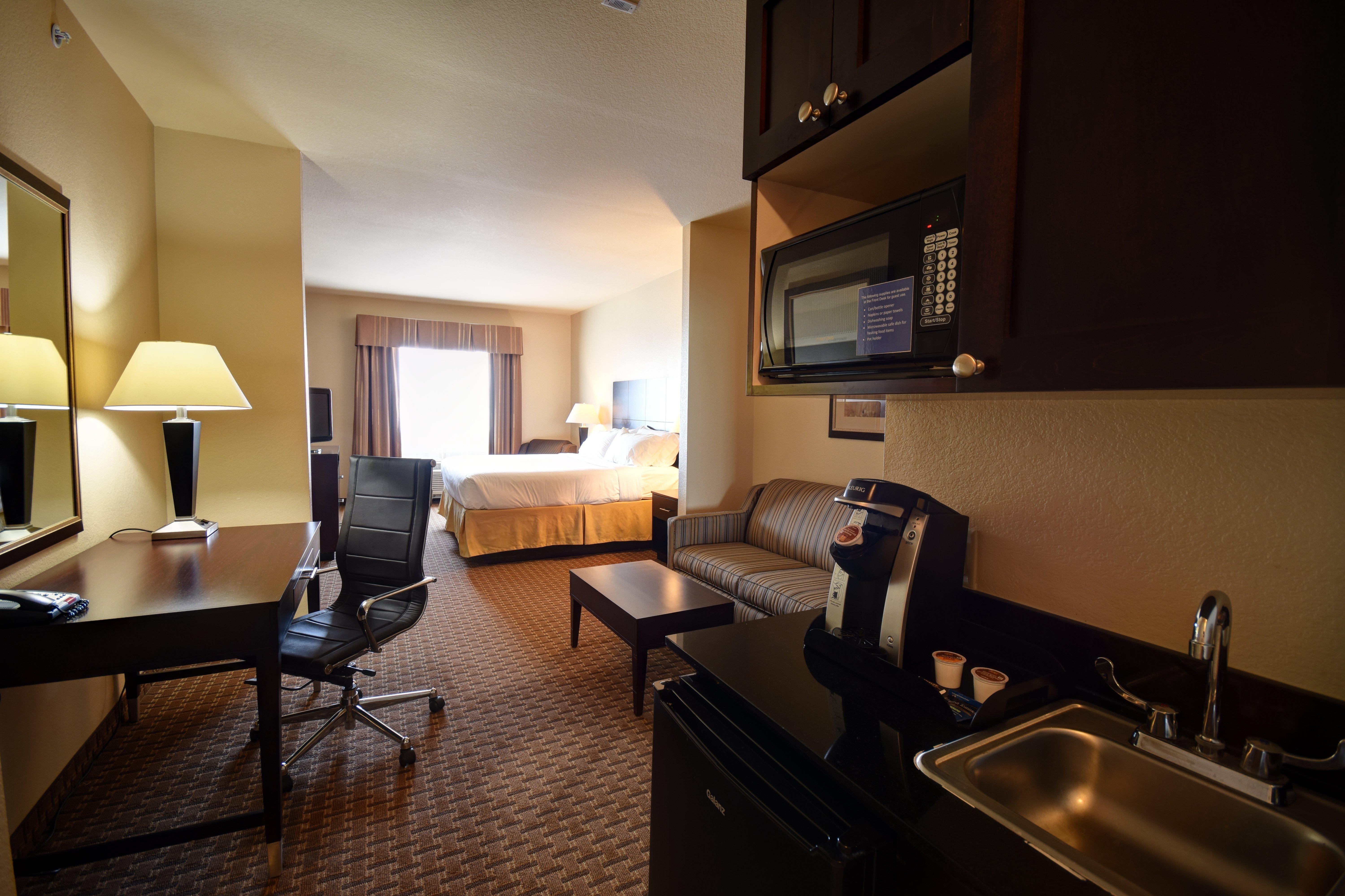 Holiday Inn Express & Suites Del Rio By Ihg Exterior foto